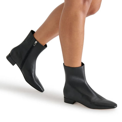 TARINE BLACK