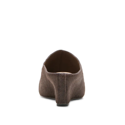 HILAH CHESTNUT