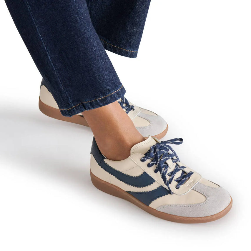 MERIT WHITE/NAVY